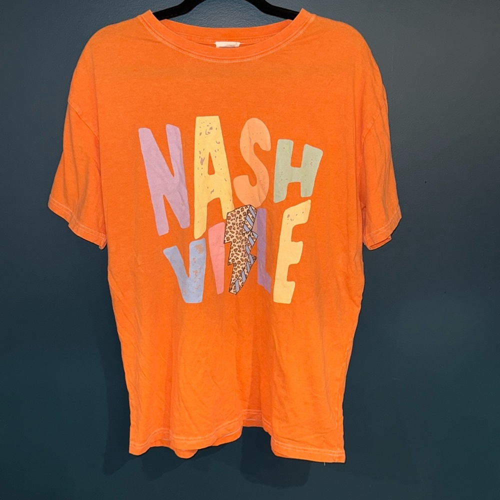 Nashville Graphic Tee